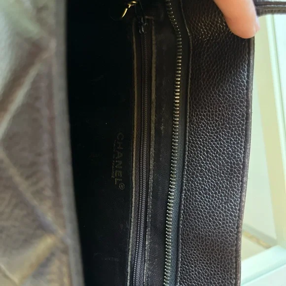 Chanel Medallion Tote in Lambskin - Picture 10 of 12